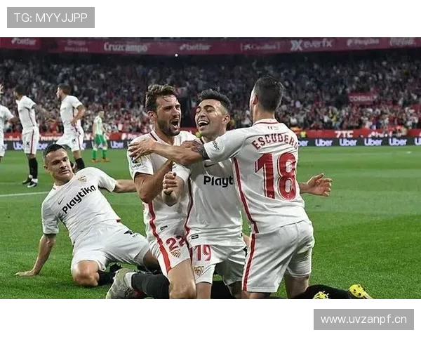 萨拉赫 vs 马内:进攻效率与战术角色差异 萨拉赫 vs 马内:进攻效率与战术角色差异