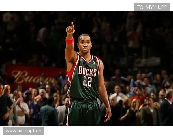 迈克尔·里德无球跑位提升助攻率 完美适配快节奏战术